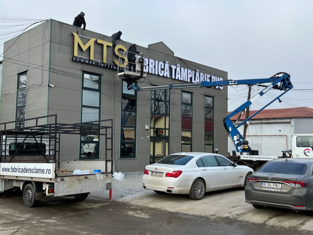 litere volumetrice luminoase pentru mts fabrica tamplarie